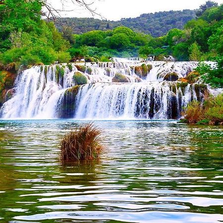 Hotel Matanovi Dvori-Krka National Park Lozovac Esterno foto